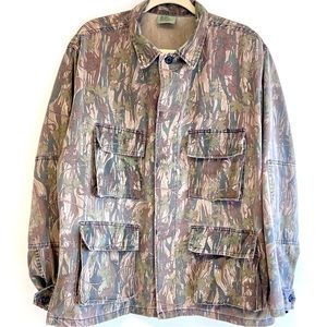 Military Issue Camo Field Jacket Unisex Large Made in USA Vintage Smokey Branch